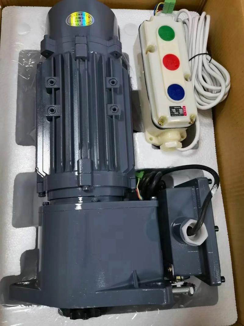 防爆電機(jī)驅(qū)動 工業(yè)卷簾門的核心選擇與認(rèn)證保障
